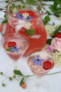 Elderflower rose gin cocktail