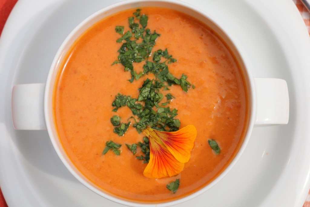 Roasted TomatoSmmerSoup