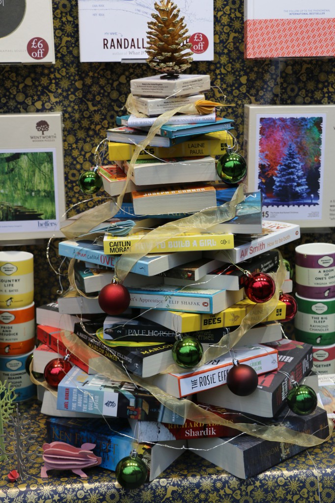 Book Christmas Tree