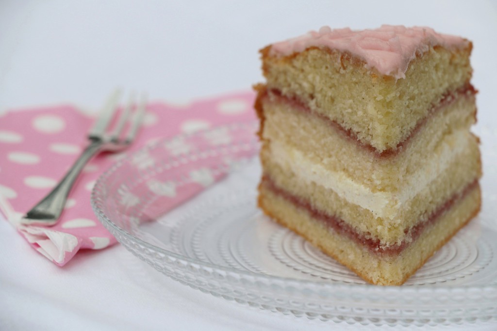 Crumbs on the Table 1234 Cake with jam and buttercream CN