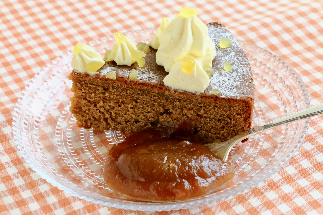 Apple and ginger cake - Coeliac UK